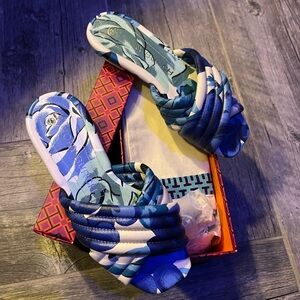 Tory Burch Blue and White Patterned Sandals